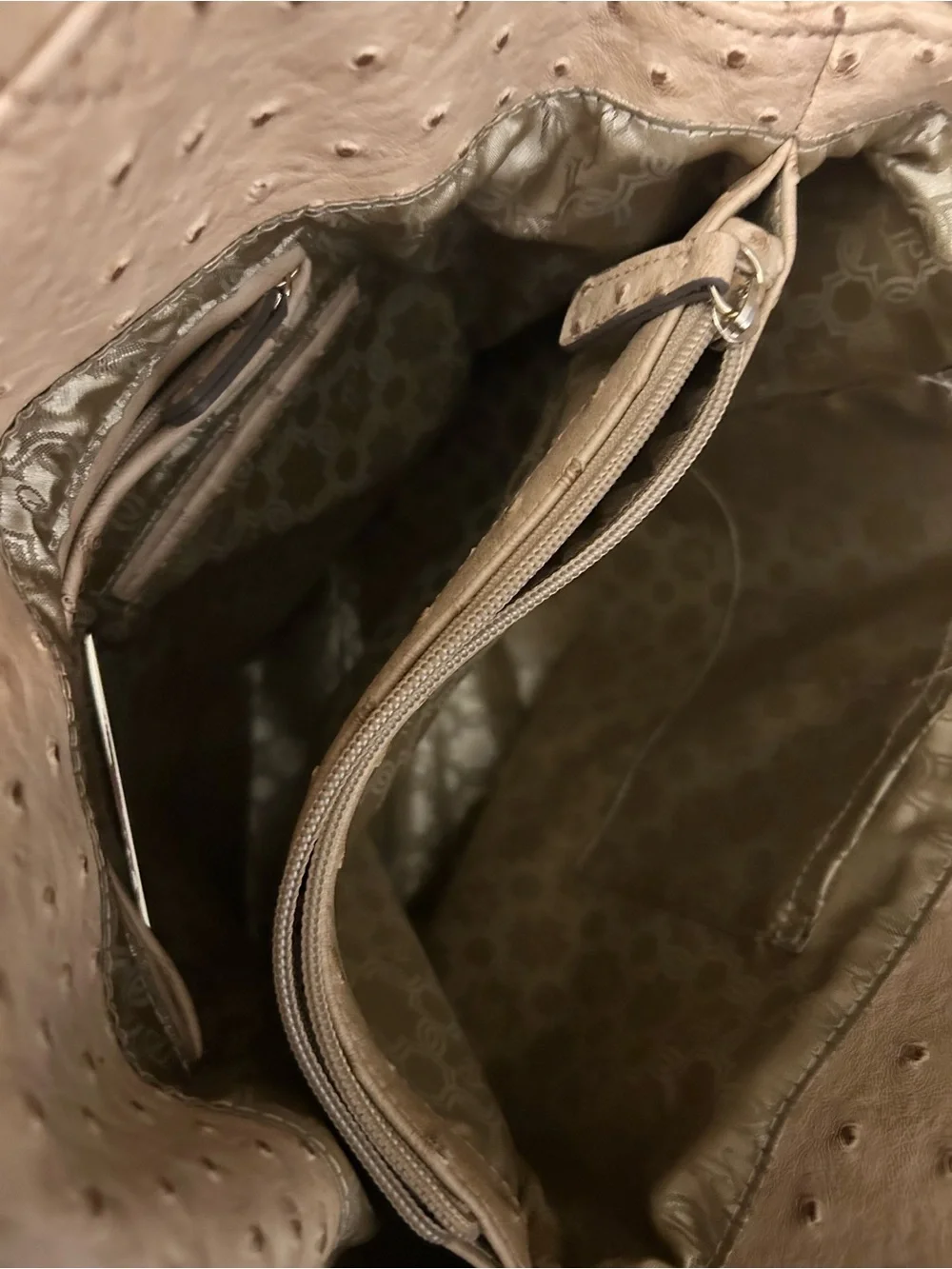 Beige Women’s Tote Bag with Gold Hardware